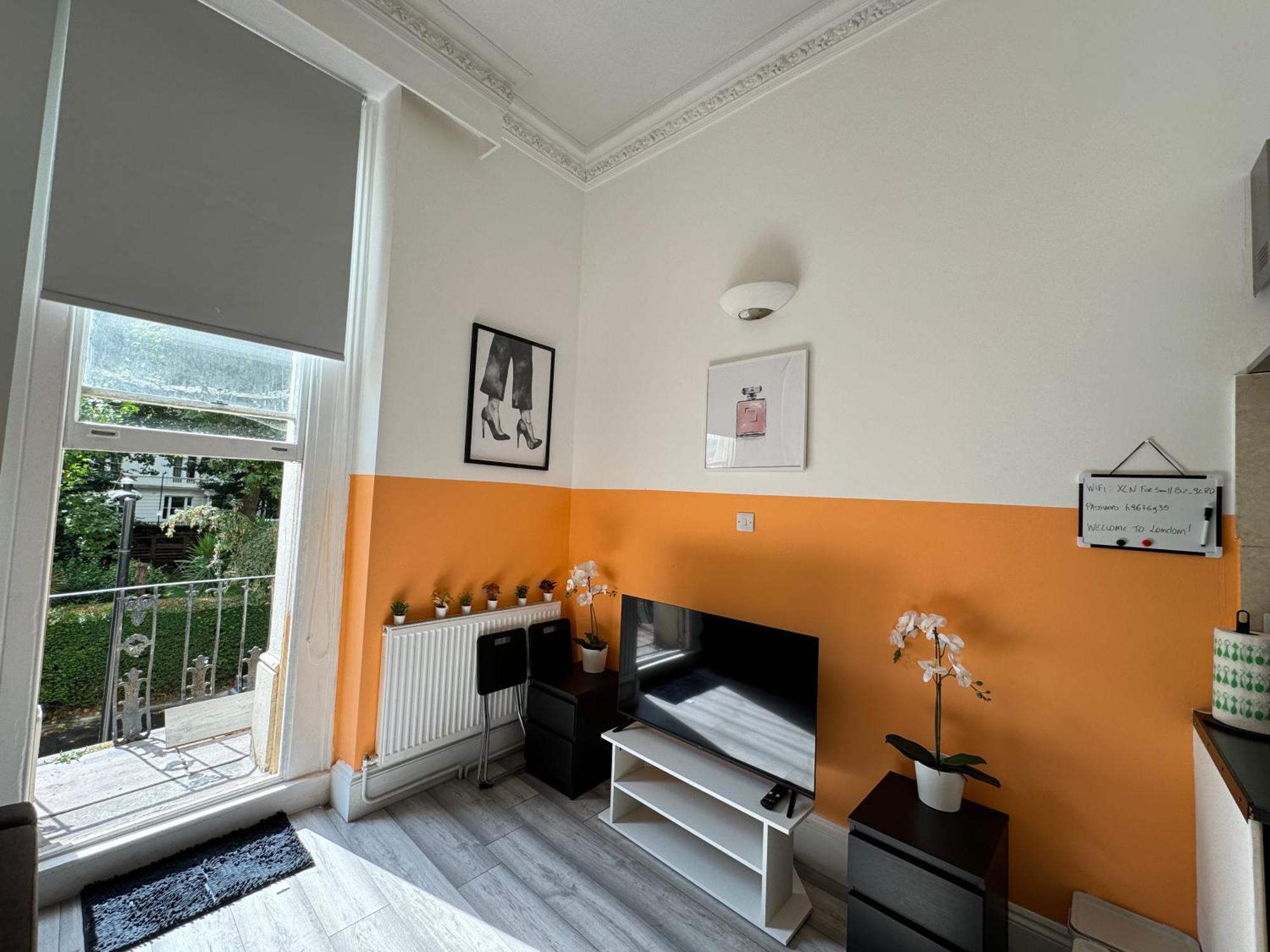 לונדון Central, Compact And Fashion Flat For 4 People With Breakfast In Kensington Zone 1 מראה חיצוני תמונה
